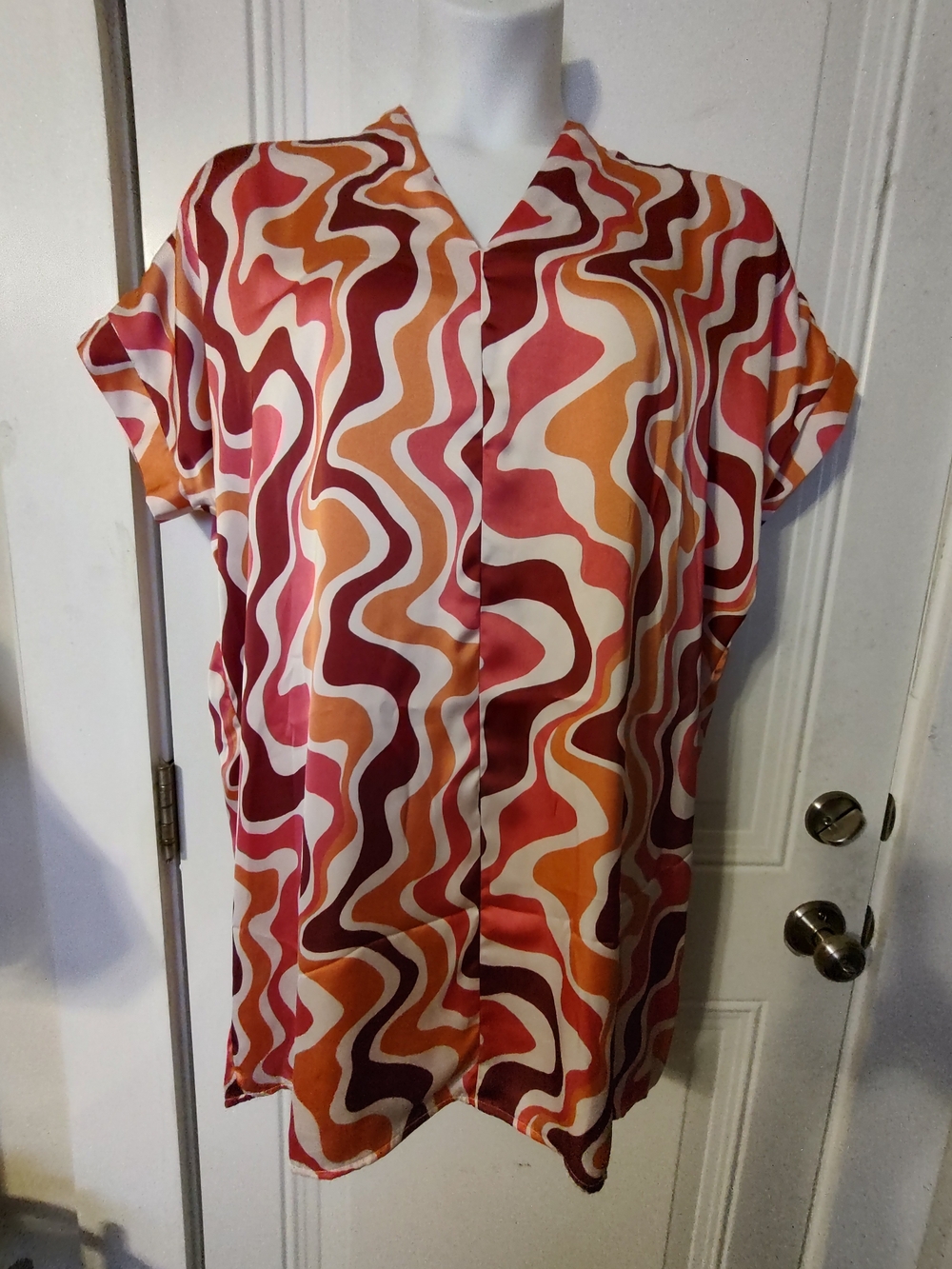 Karlie Wave-Print Short Sleeve Tunic in Orange, Pink & Cream